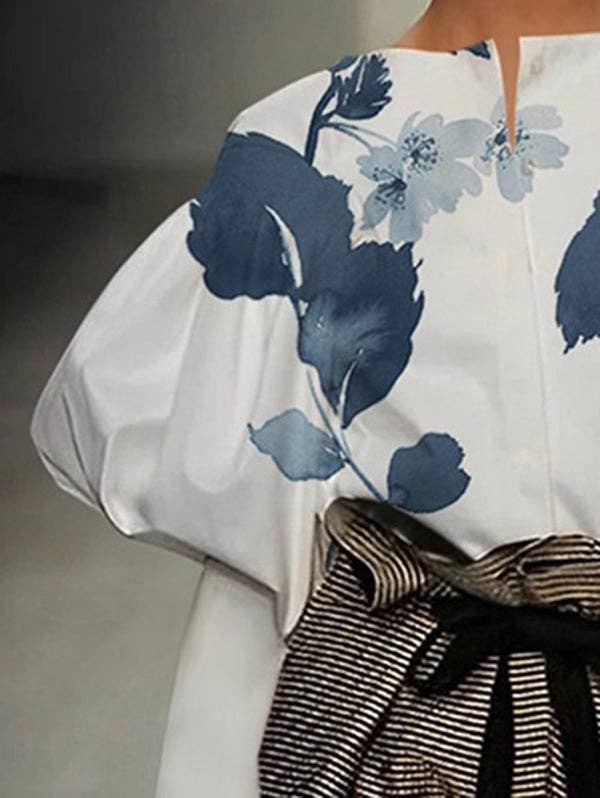 Floral Printed Split-Joint Loose Puff Sleeves Round-Neck Blouses